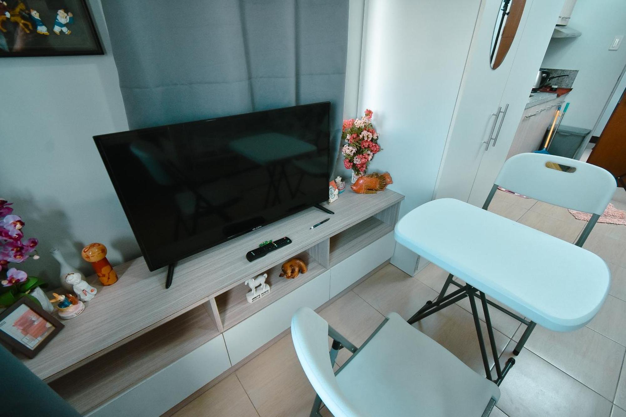 Cozy Unit With Free Pool, Netflix & Wifi In Alabang Crq3 Aparthotel Muntinlupa City Εξωτερικό φωτογραφία